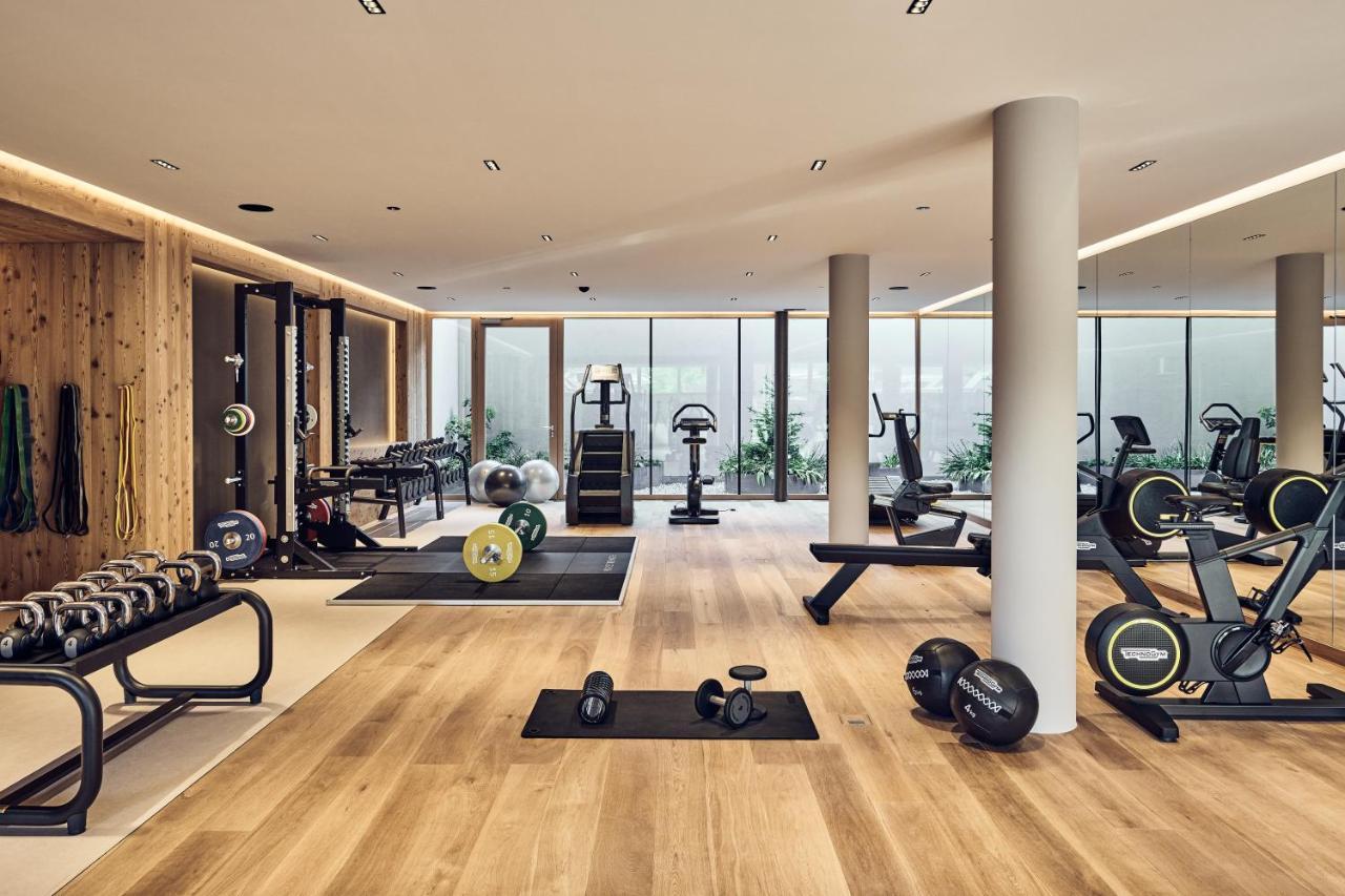 Falkensteiner Hotel Kronplatz - The Leading Hotels Of The World (Adults Only) Riscone Εξωτερικό φωτογραφία A gym in the UK
