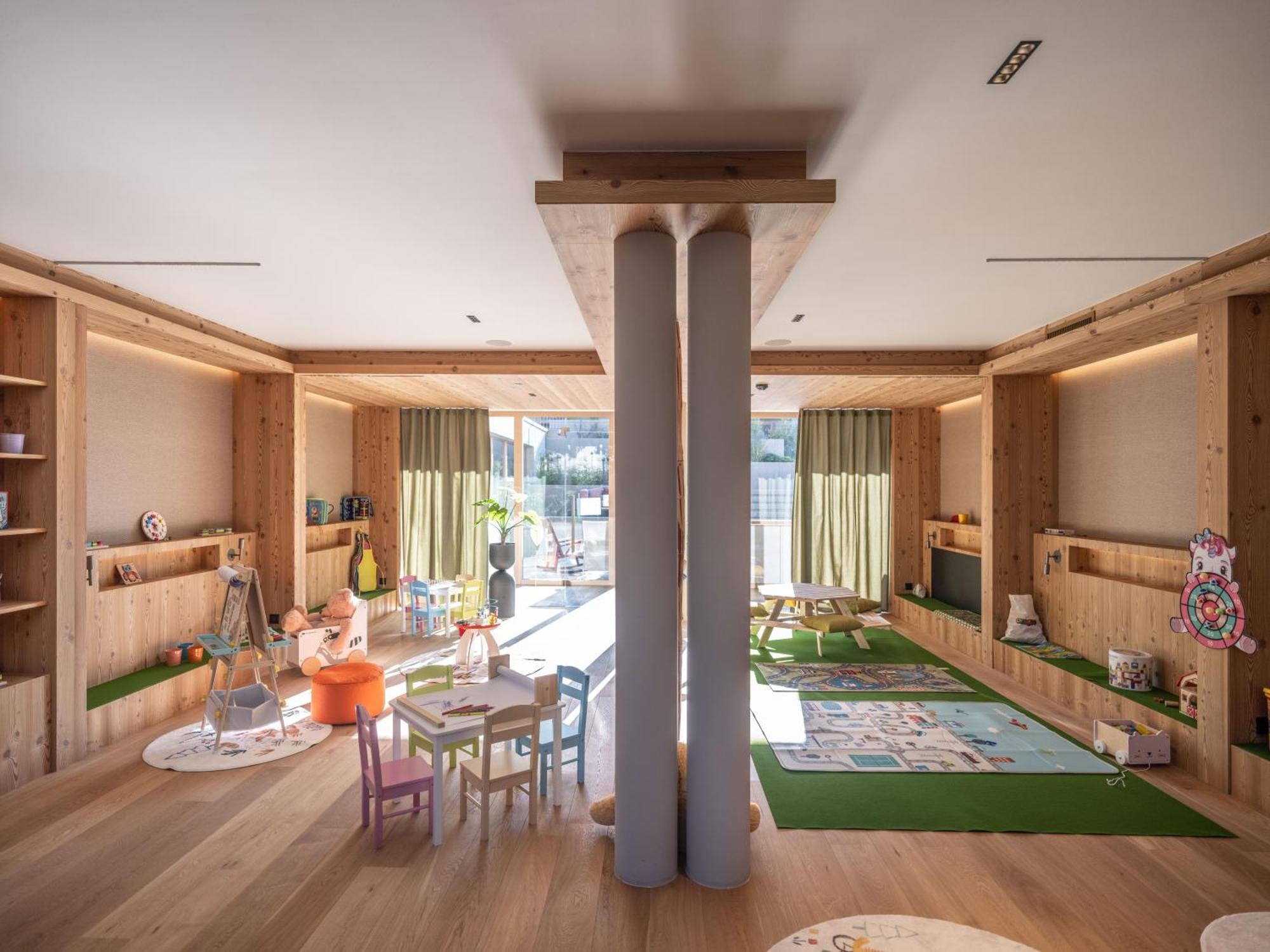 Falkensteiner Hotel Kronplatz - The Leading Hotels Of The World (Adults Only) Riscone Εξωτερικό φωτογραφία The nursery