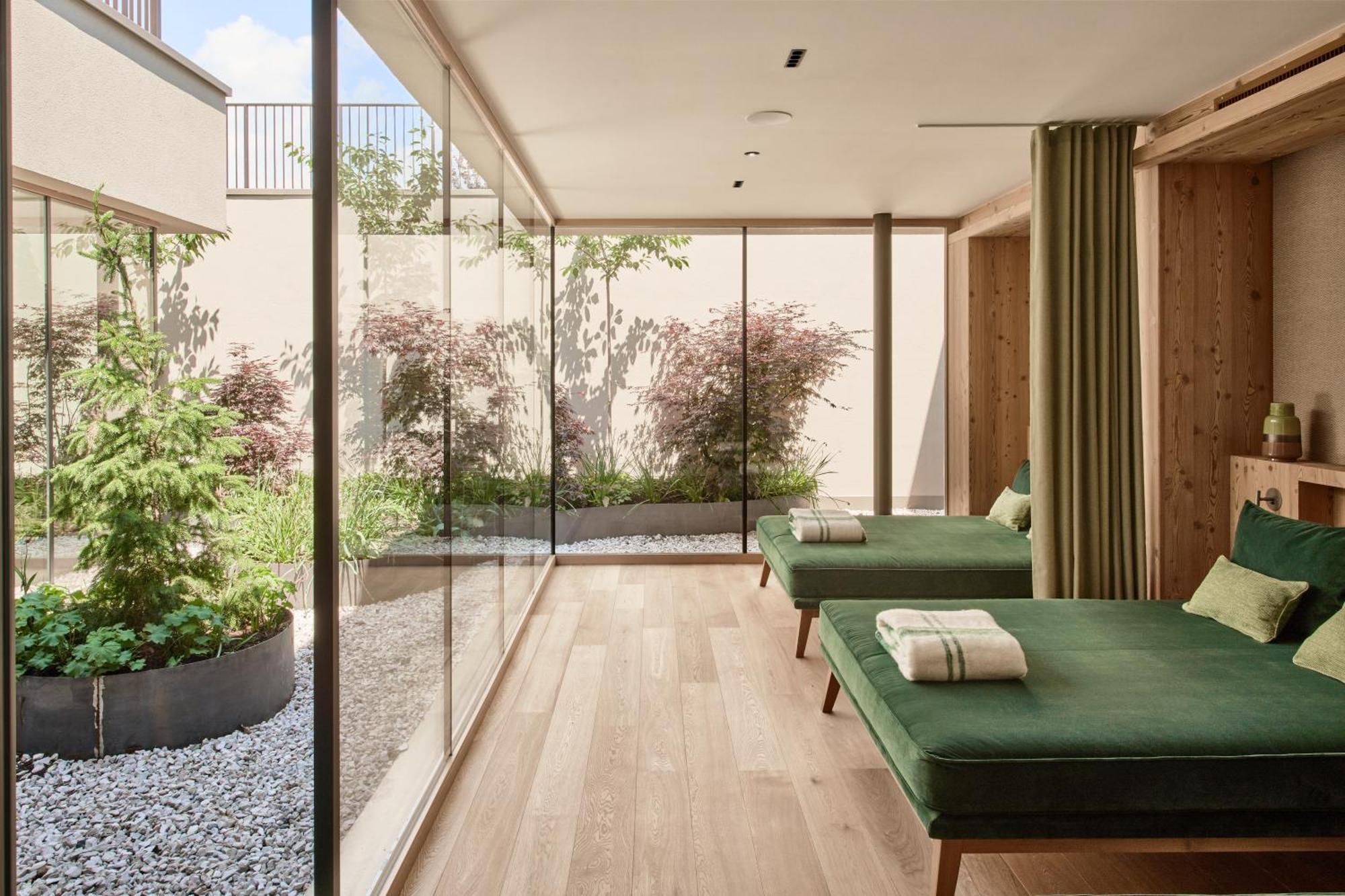 Falkensteiner Hotel Kronplatz - The Leading Hotels Of The World (Adults Only) Riscone Εξωτερικό φωτογραφία Spa at The Ivy Collection, St John's Wood