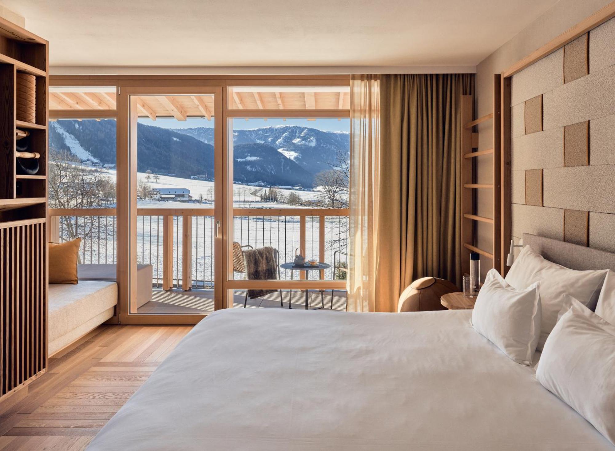 Falkensteiner Hotel Kronplatz - The Leading Hotels Of The World (Adults Only) Riscone Εξωτερικό φωτογραφία Deluxe room