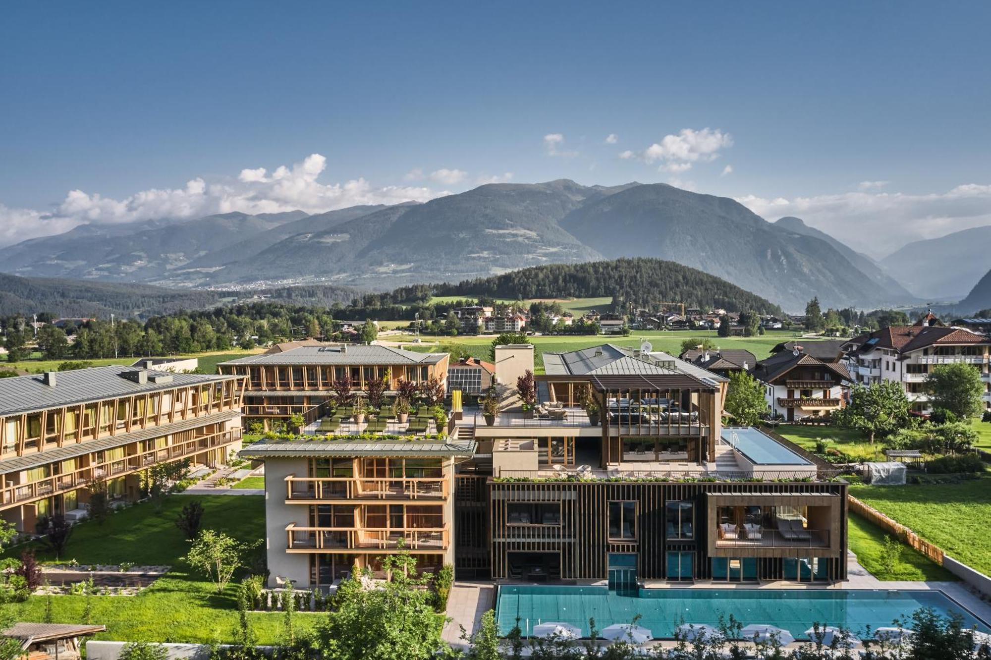 Falkensteiner Hotel Kronplatz - The Leading Hotels Of The World (Adults Only) Riscone Εξωτερικό φωτογραφία